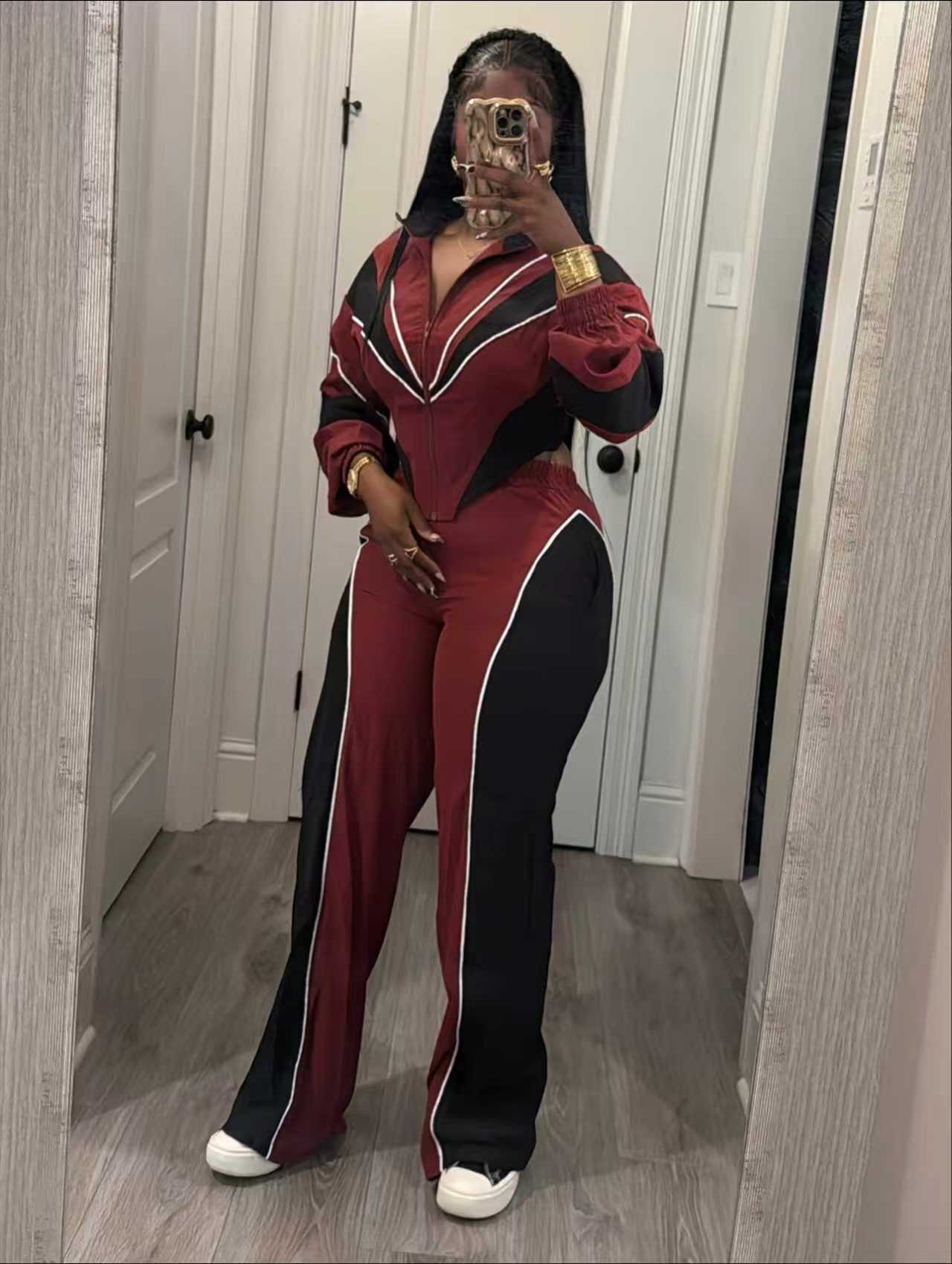 Multi-Color  Two-Piece Set With A Stand Collar