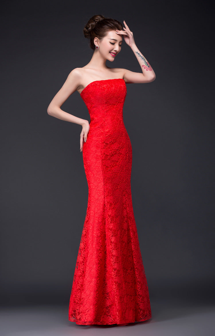 Long dress fuchsia and white lace trailing  wedding dress