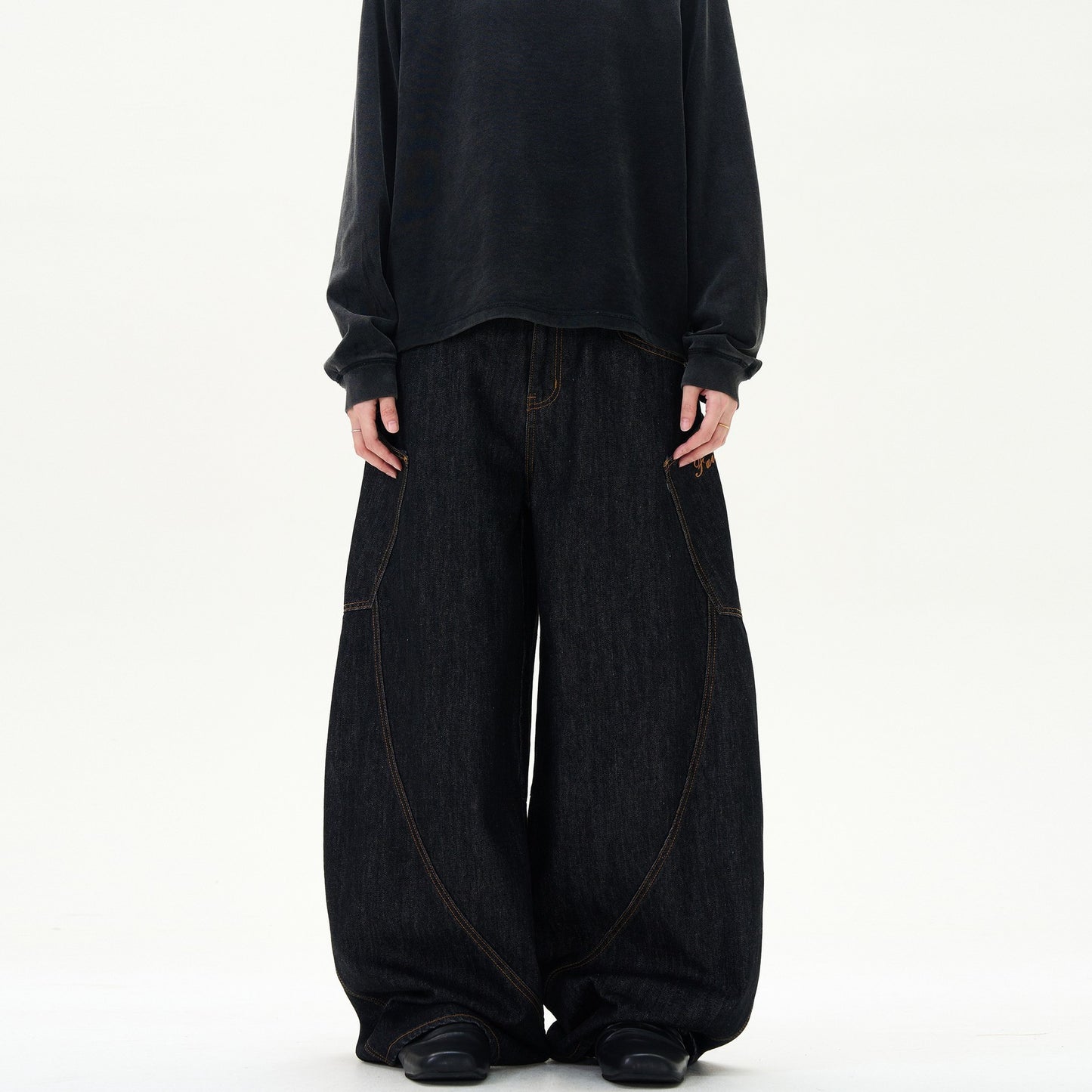 Street Design Curved   Jeans