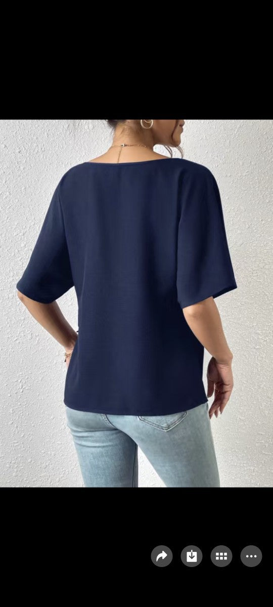 V-neck Slim-fit Short-sleeve Top