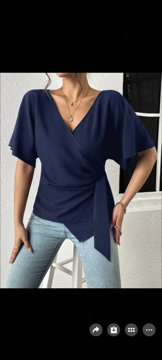 V-neck Slim-fit Short-sleeve Top