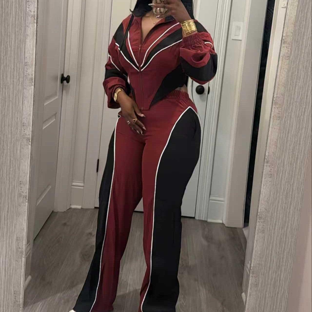 Multi-Color  Two-Piece Set With A Stand Collar