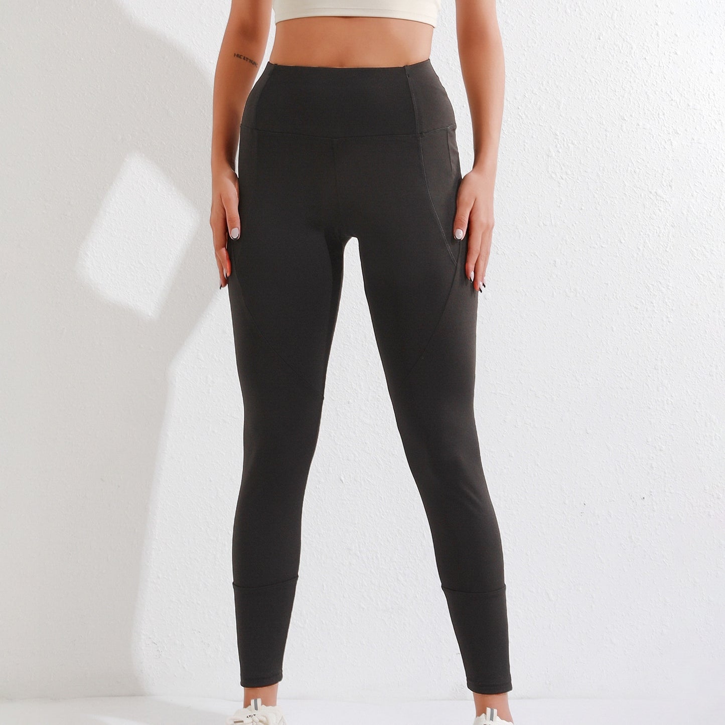 Elastic High Waist Leggings With Zipper Pocket