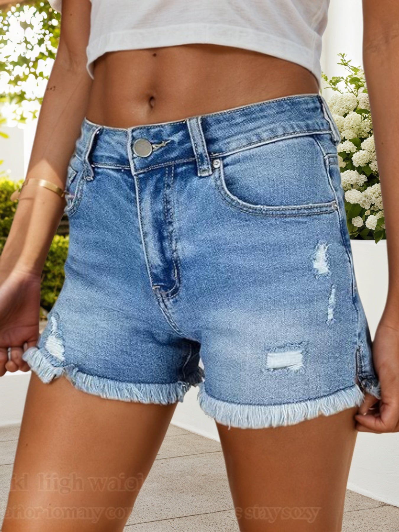 Women's Fashion Stretch Denim Shorts, Raw Edge Slit Design, Stretch Ripped Denim Shorts, Women's Denim Clothing