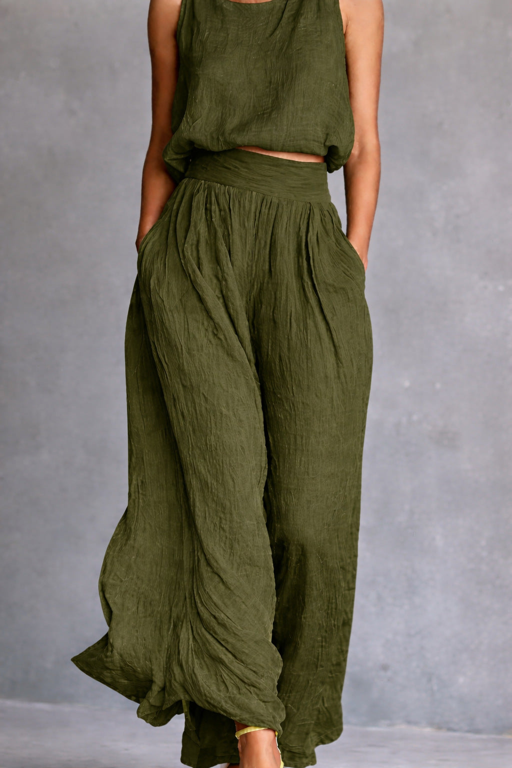 Sleeveless Loose Crew-Neck Top And Wide-Leg Pants Set