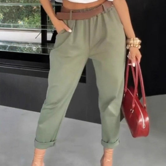 Solid-color Pocketed Slim-fit Casual Pants