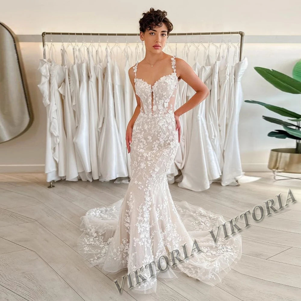 Mermaid Wedding Dresses Appliques Beads Chain Backless