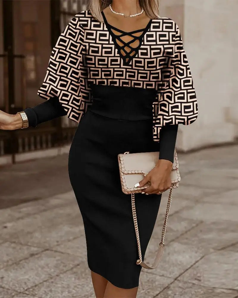 Maze Printed Long Sleeved Slim Fit Dress