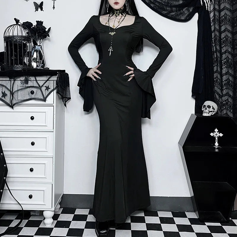 Halloween Cos Morticia