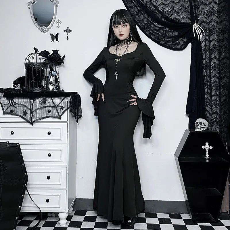 Halloween Cos Morticia