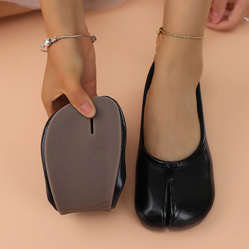 Women's Leather Toe Separator Loafers Flat Comfortable Slip-On Breathable Casual Shoes