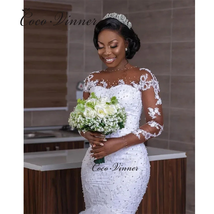 Lace Appliques  Wedding Dresses  Crystal And Pearl Beaded Illusion Sleeves Tulle Bride Dress W1377