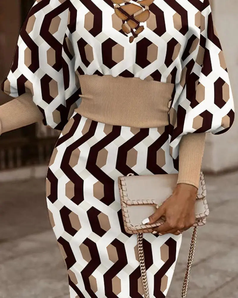 Maze Printed Long Sleeved Slim Fit Dress