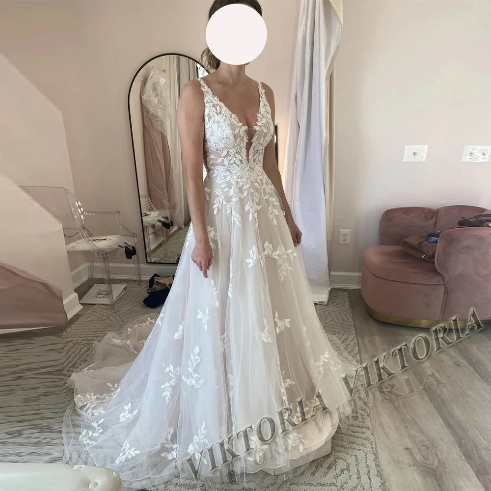 Mermaid Wedding Dresses Appliques Beads Chain Backless