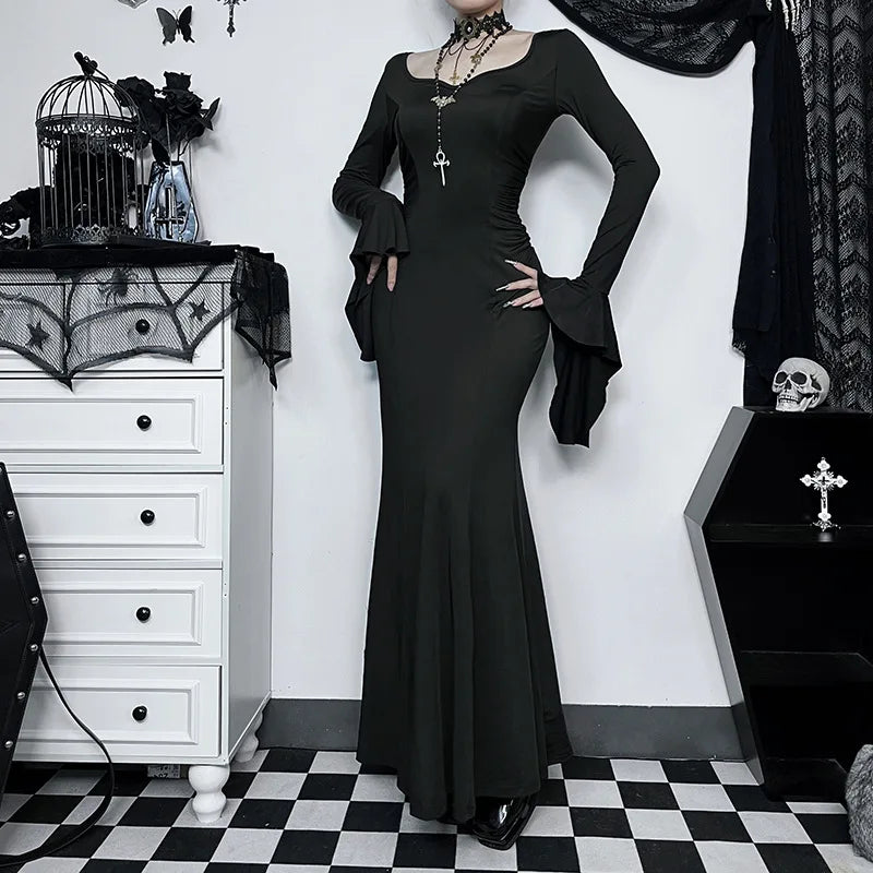 Halloween Cos Morticia
