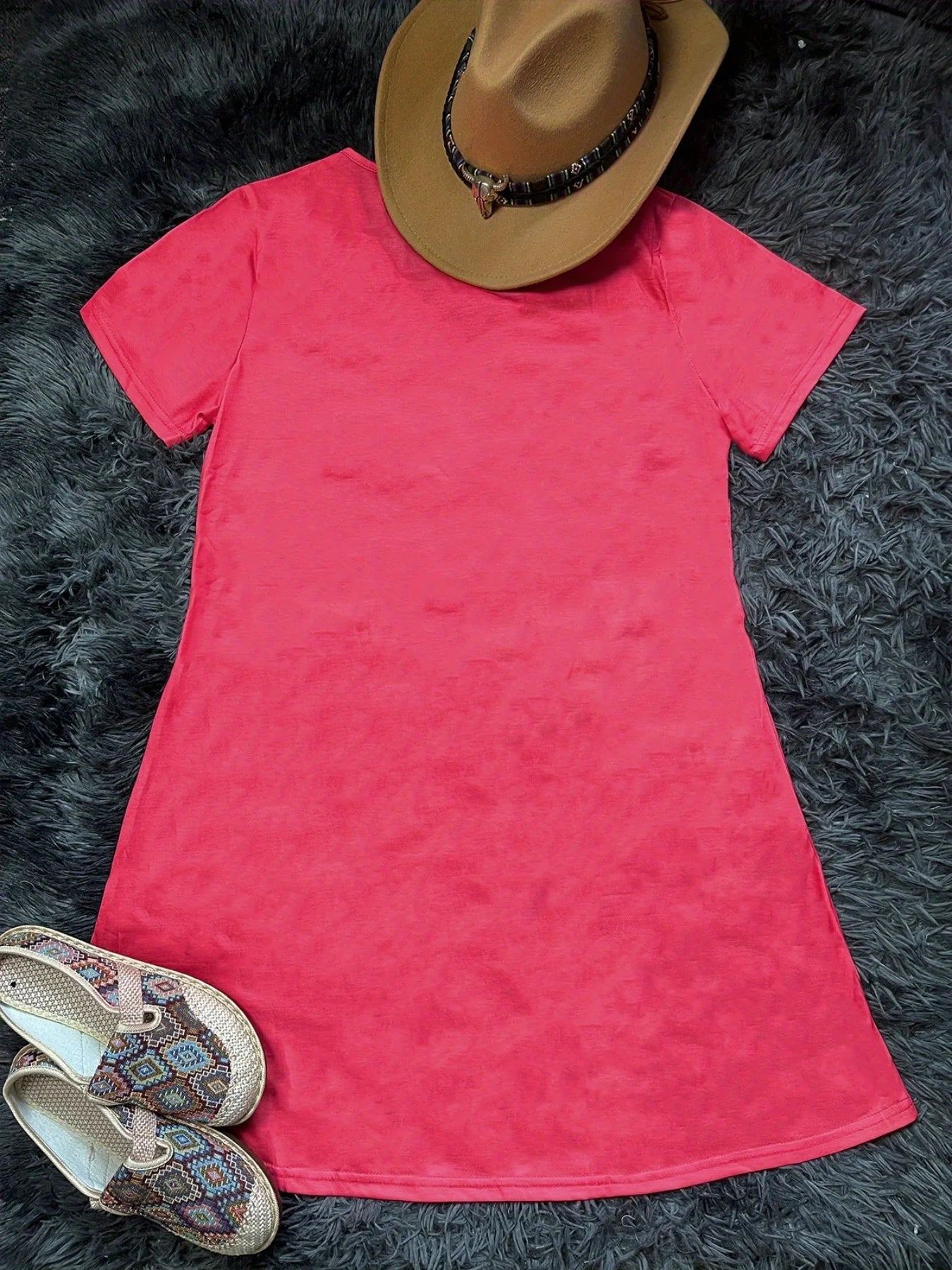 V-neck short-sleeved dress