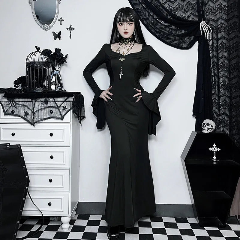 Halloween Cos Morticia