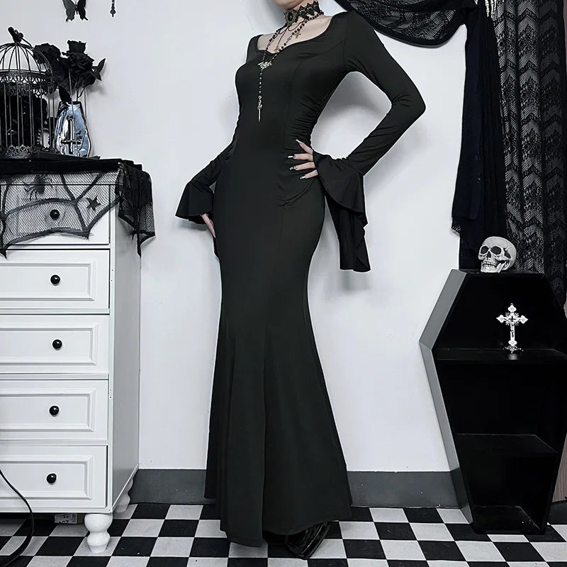 Halloween Cos Morticia
