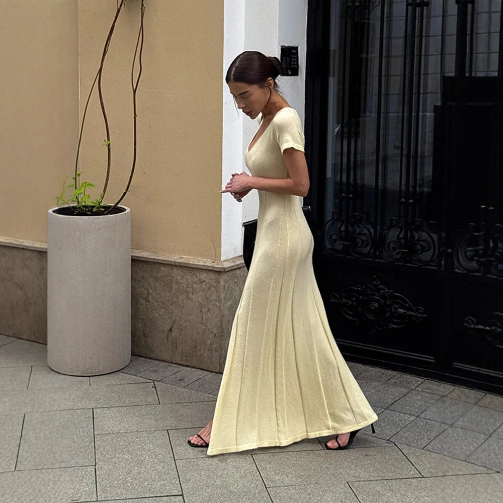 Short-Sleeved Knitted Dress