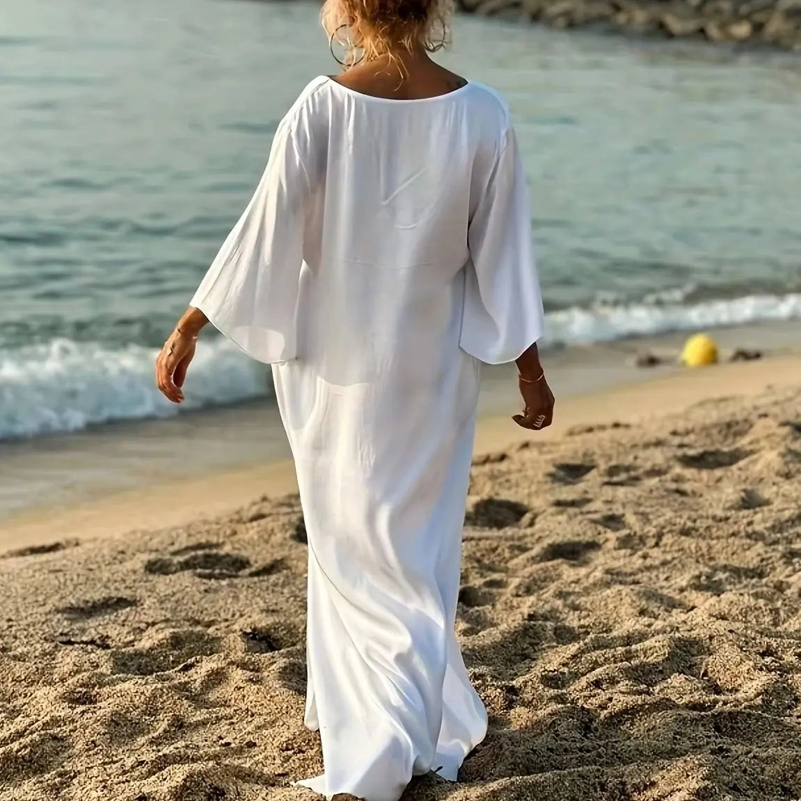 Plus Size Women's White V-Neck Batwing Sleeve Loose Maxi Dress
