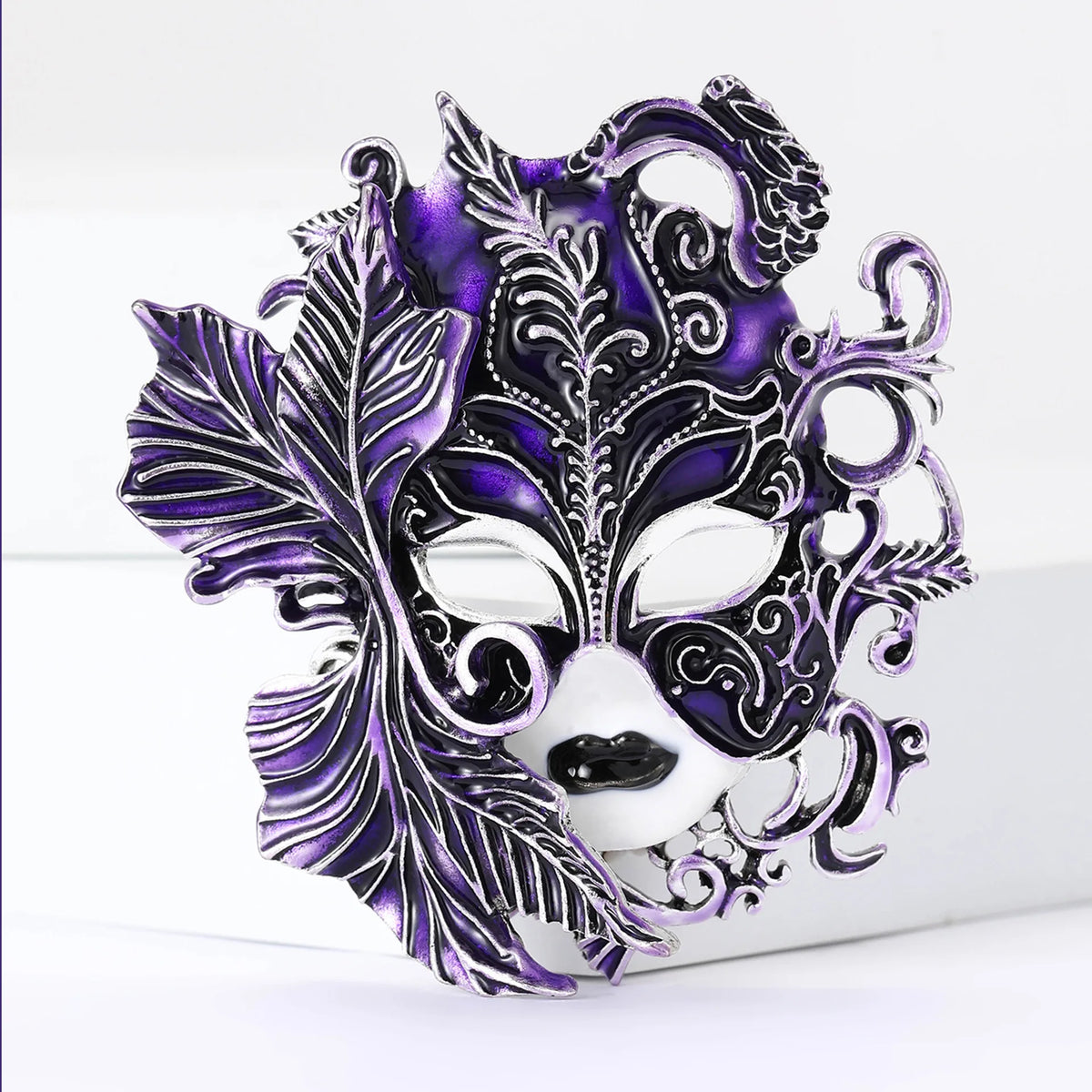 cross-border fashion creative heavy industry enamel drip oil carnival mask brooch alloy personality