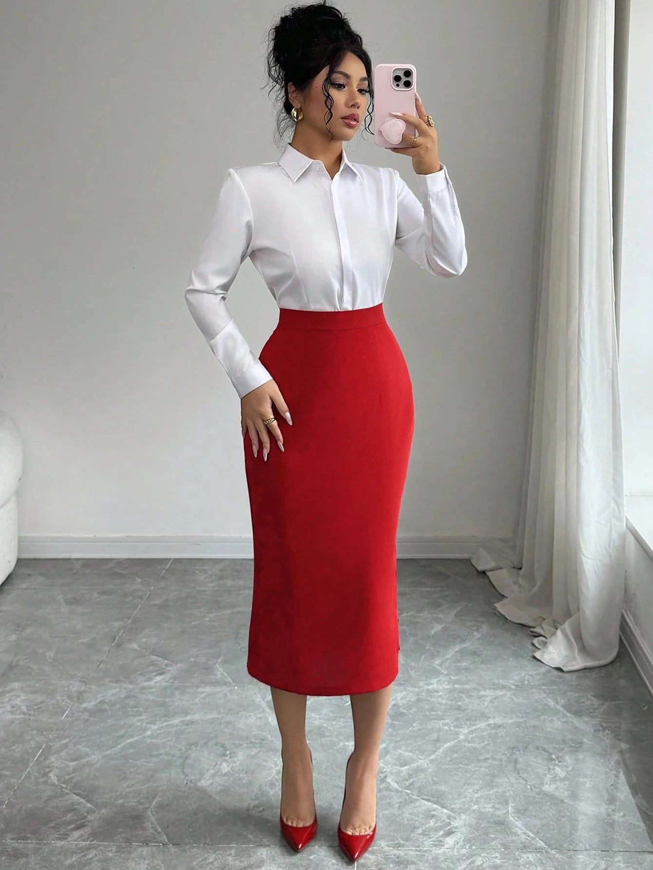 Elegant Ladies Half-Pressed Pleat Decorative Button Skirt Fashionable Women's Mid-Thigh Length Skirt