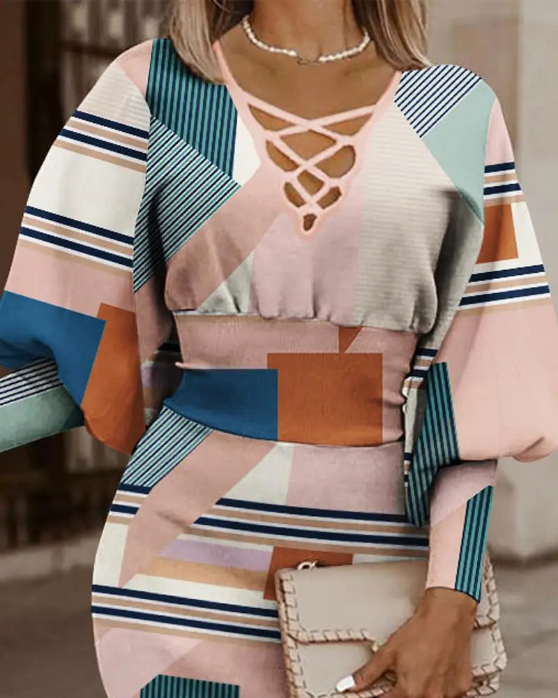 Maze Printed Long Sleeved Slim Fit Dress