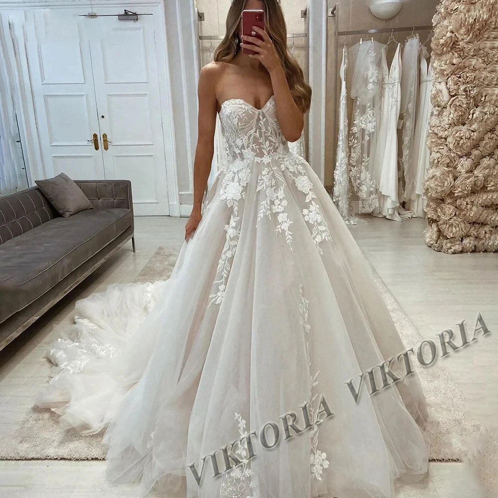 Mermaid Wedding Dresses Appliques Beads Chain Backless