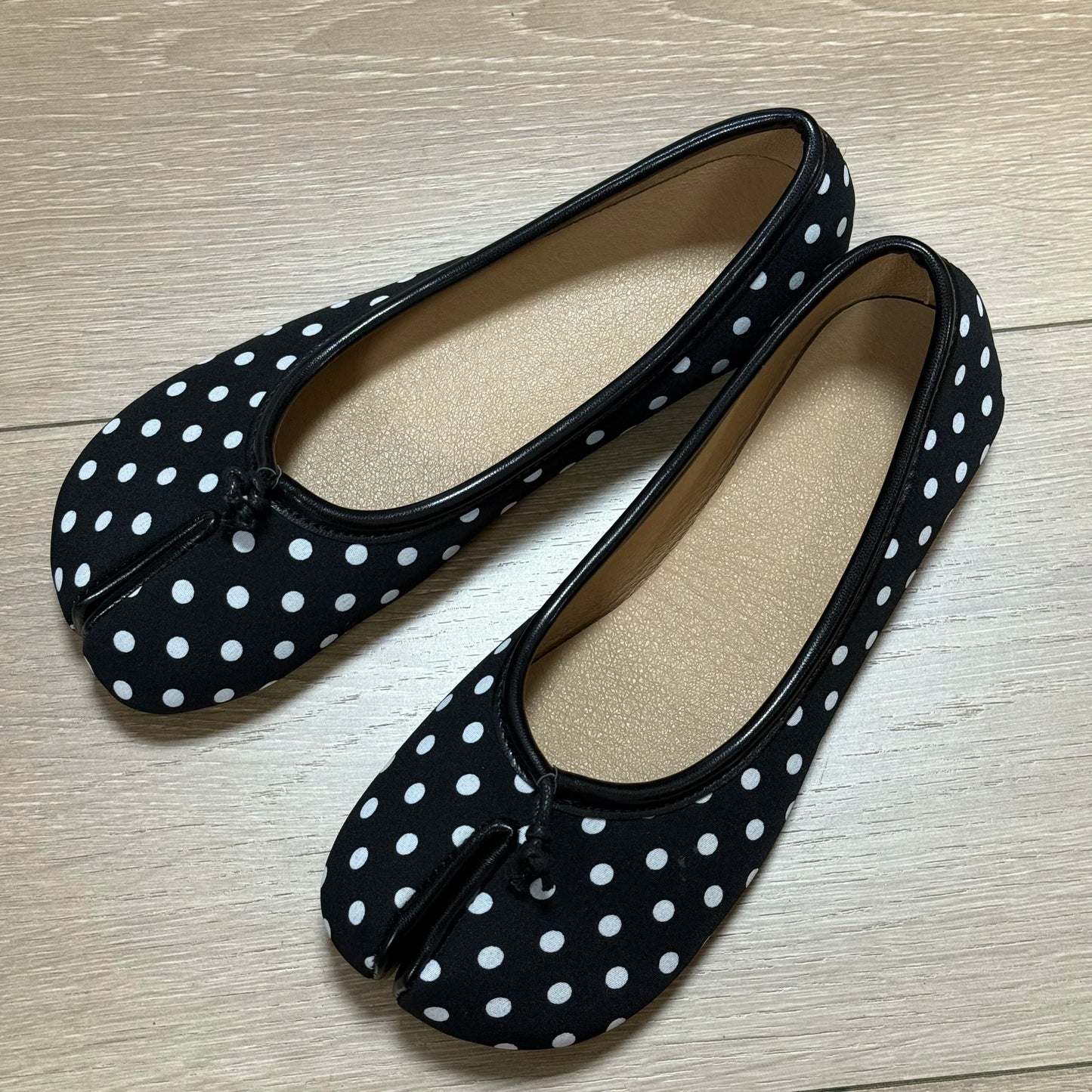 Women's Leather Toe Separator Loafers Flat Comfortable Slip-On Breathable Casual Shoes