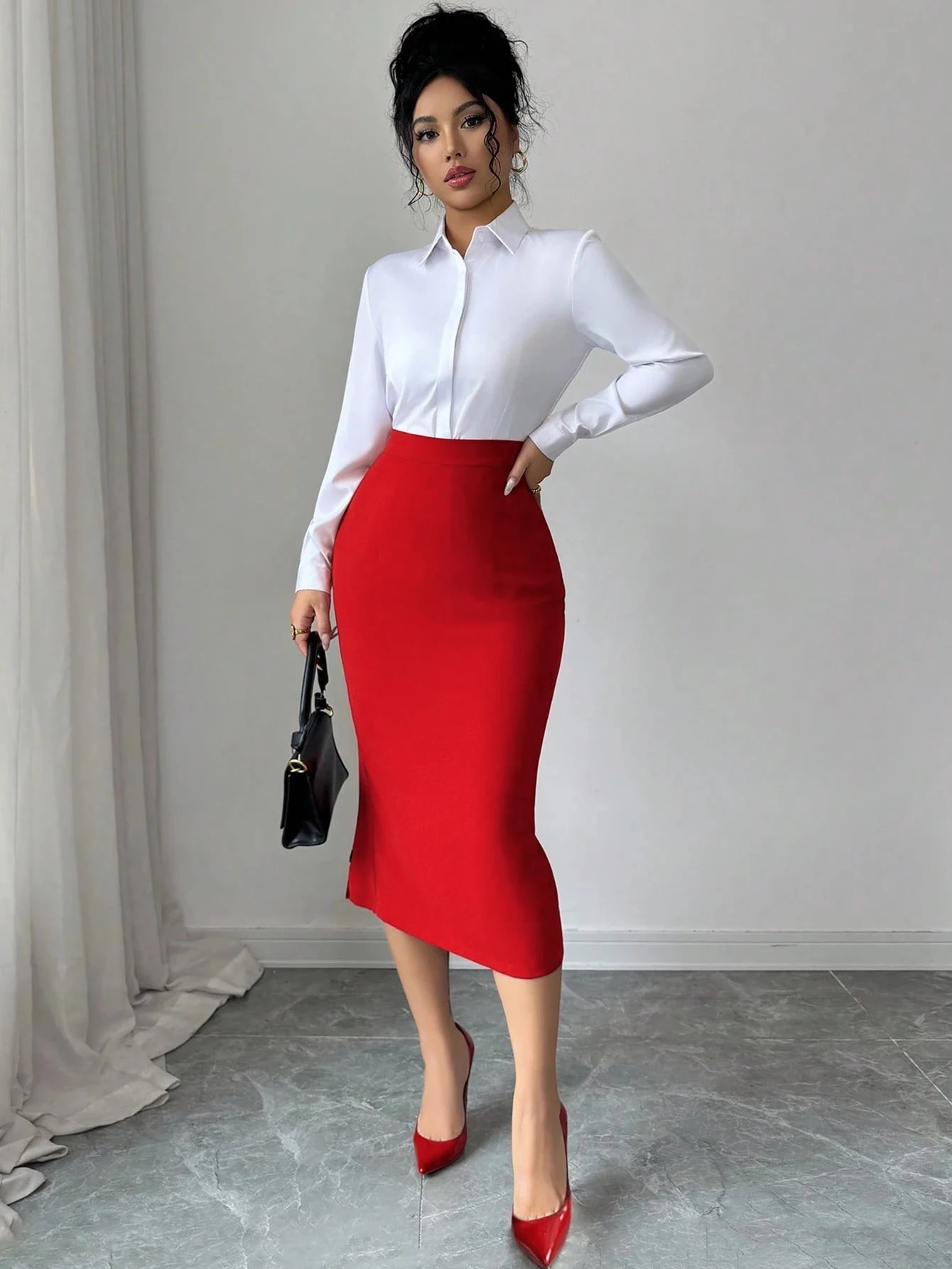 Elegant Ladies Half-Pressed Pleat Decorative Button Skirt Fashionable Women's Mid-Thigh Length Skirt