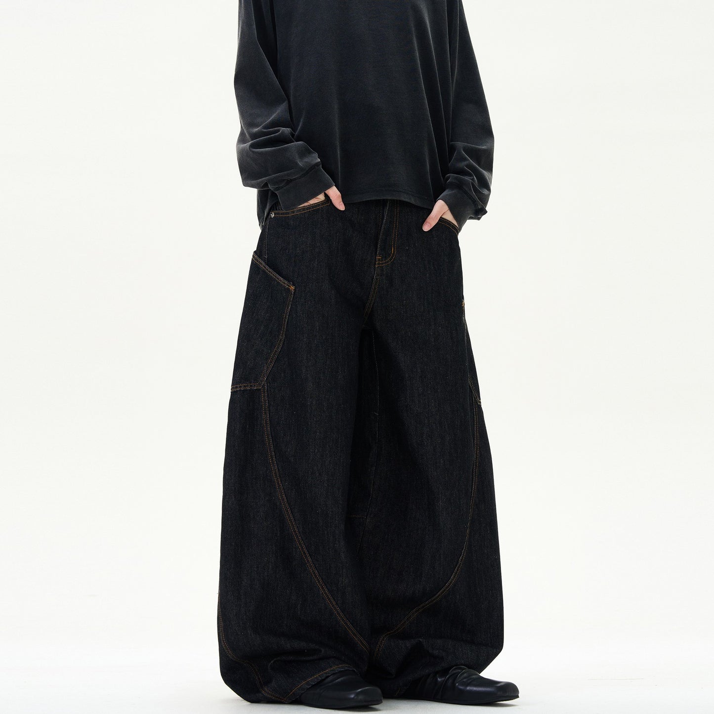 Street Design Curved   Jeans