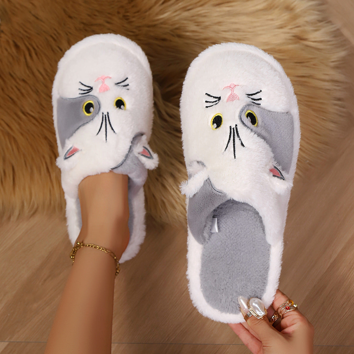 Cotton Slippers Cartoon Pattern
